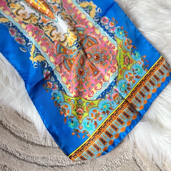 Etro Silk Azure Floral Jewel Scarf - Picture 7 of 9